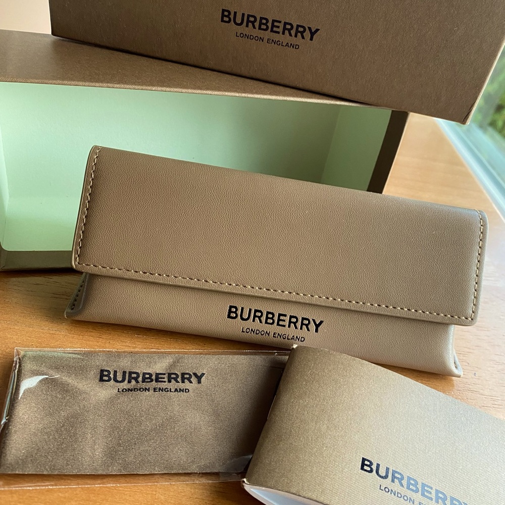 Unused polarized Burberry Sunglasses